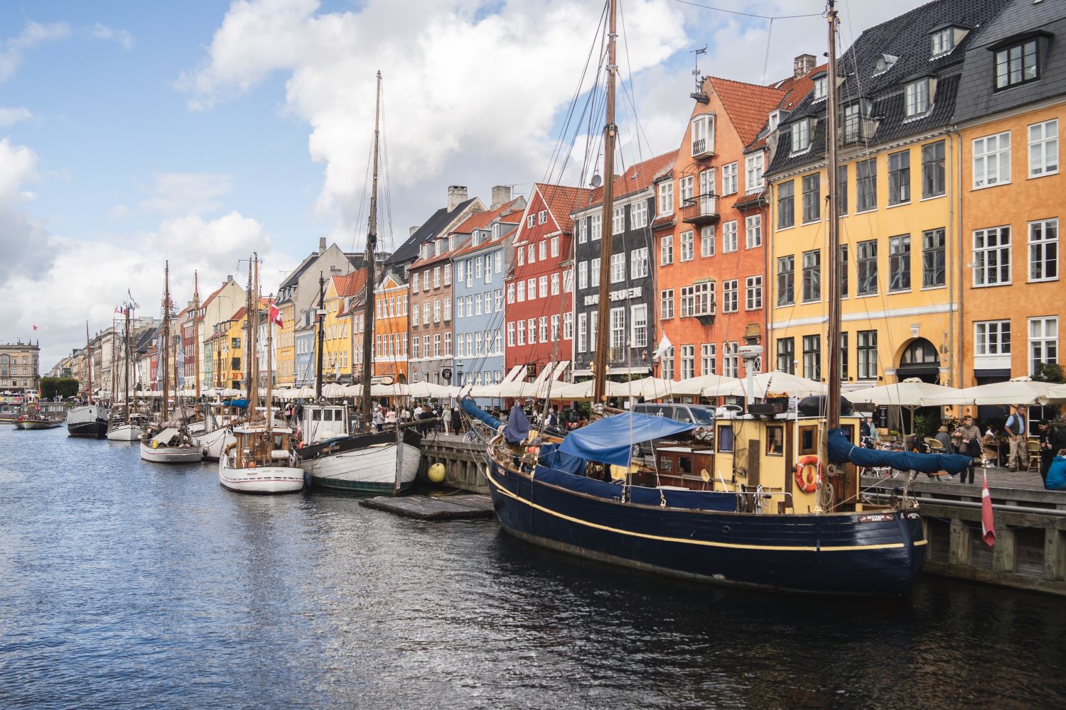 Copenhagen Car Rental Deals with DealswithAI