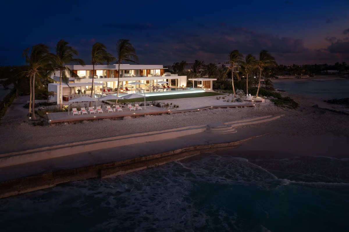 Bahamas Beach Condos & Vacation Homes